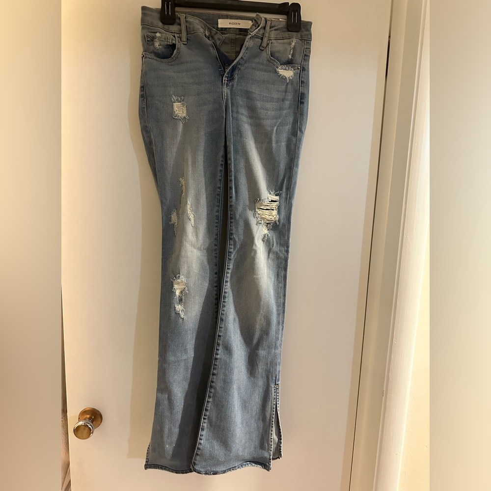 Never worn jeans. Soft and stretchy material